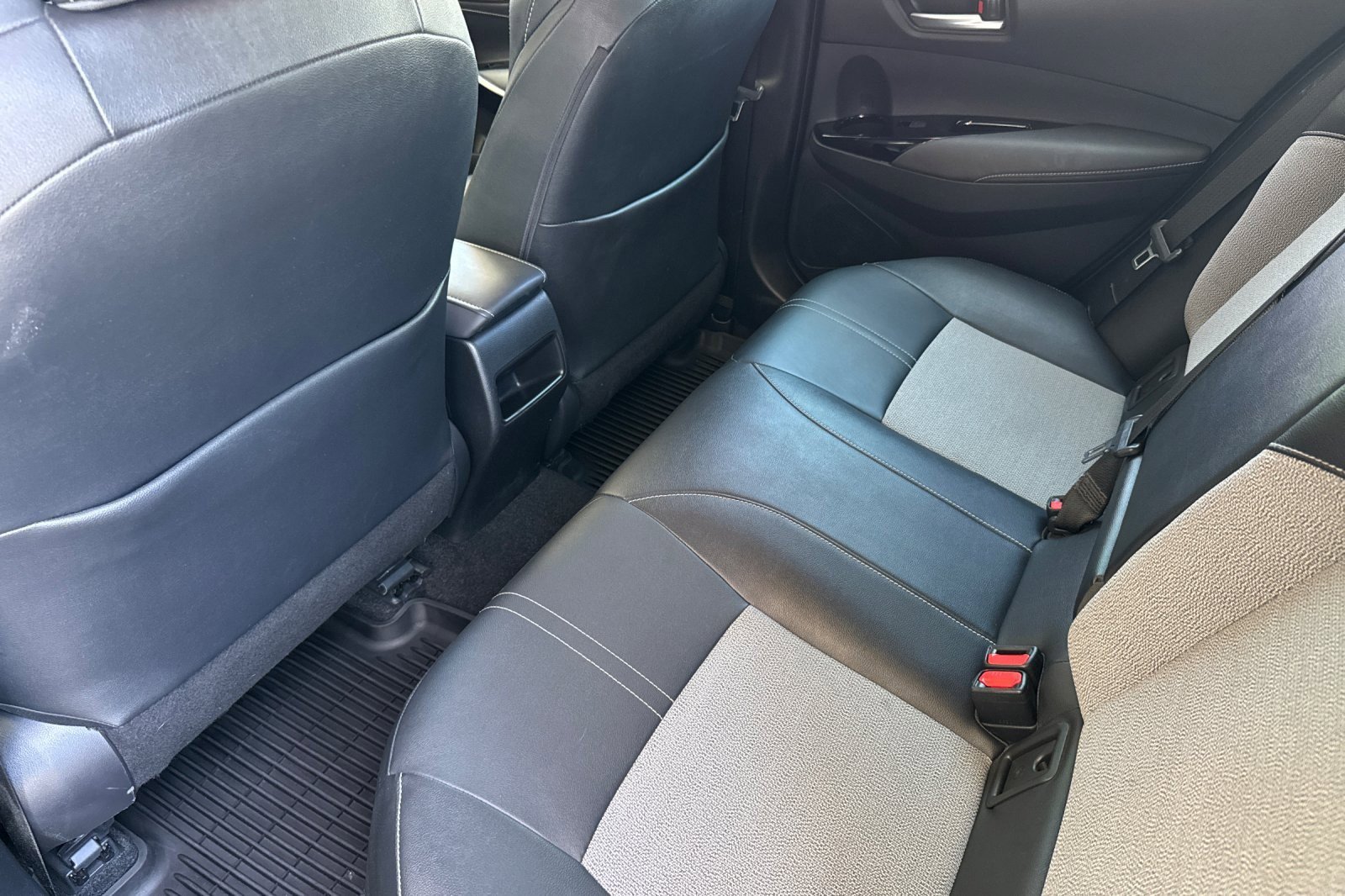 Certified 2020 Toyota Corolla XSE w/ XSE Preferred Package image 11