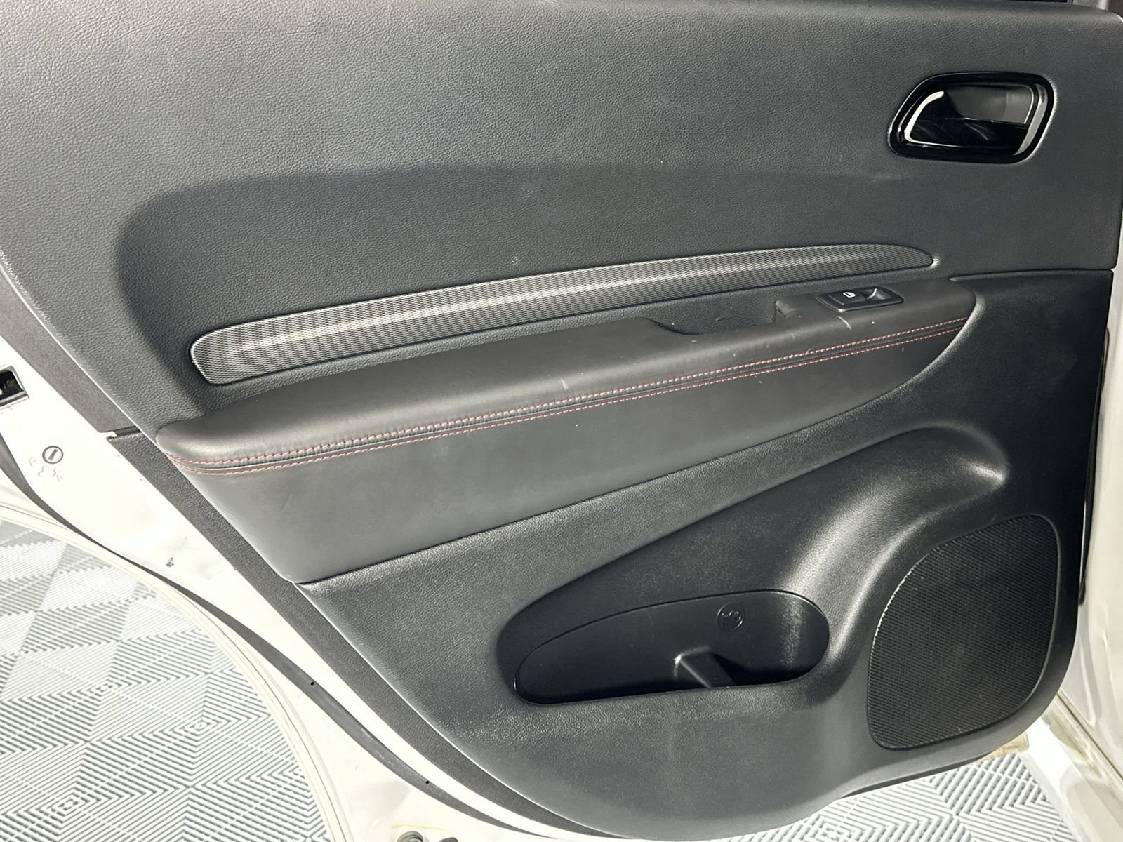 Used 2023 Dodge Durango GT image 30