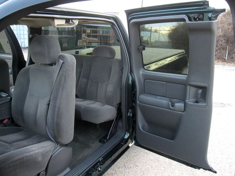 Used 2003 Chevrolet Silverado 1500 LS AWD/4WD image 28