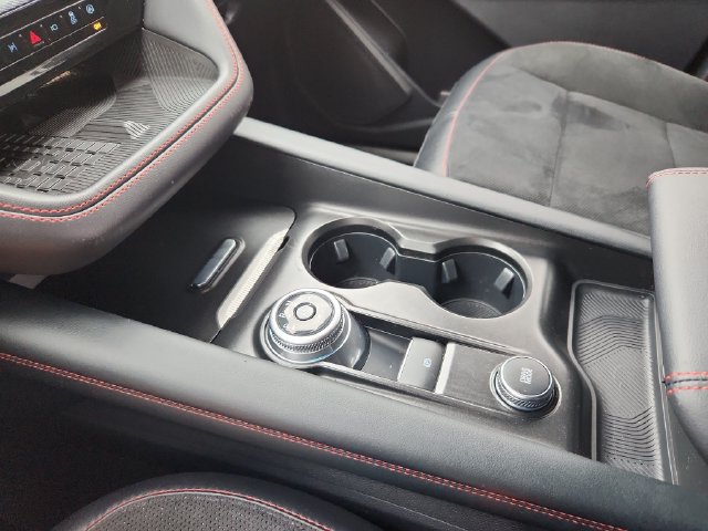 Used 2025 Ford Explorer ST AWD/4WD image 30