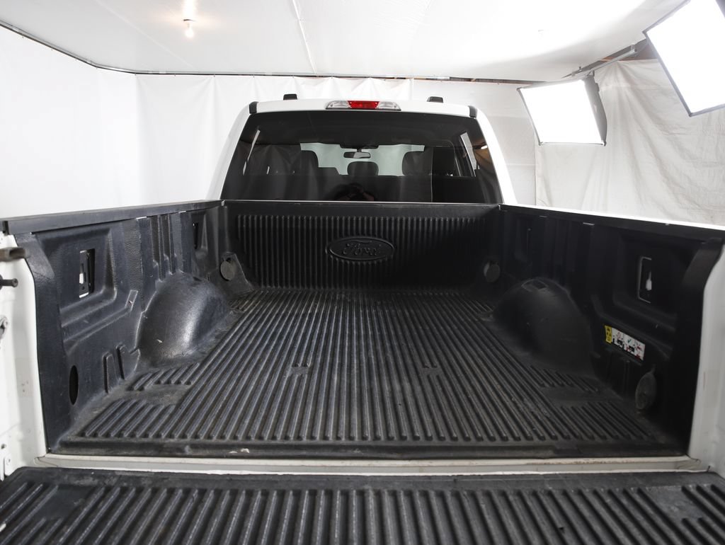 Used 2022 Ford F250 XLT w/ FX4 Off-Road Package AWD/4WD image 6