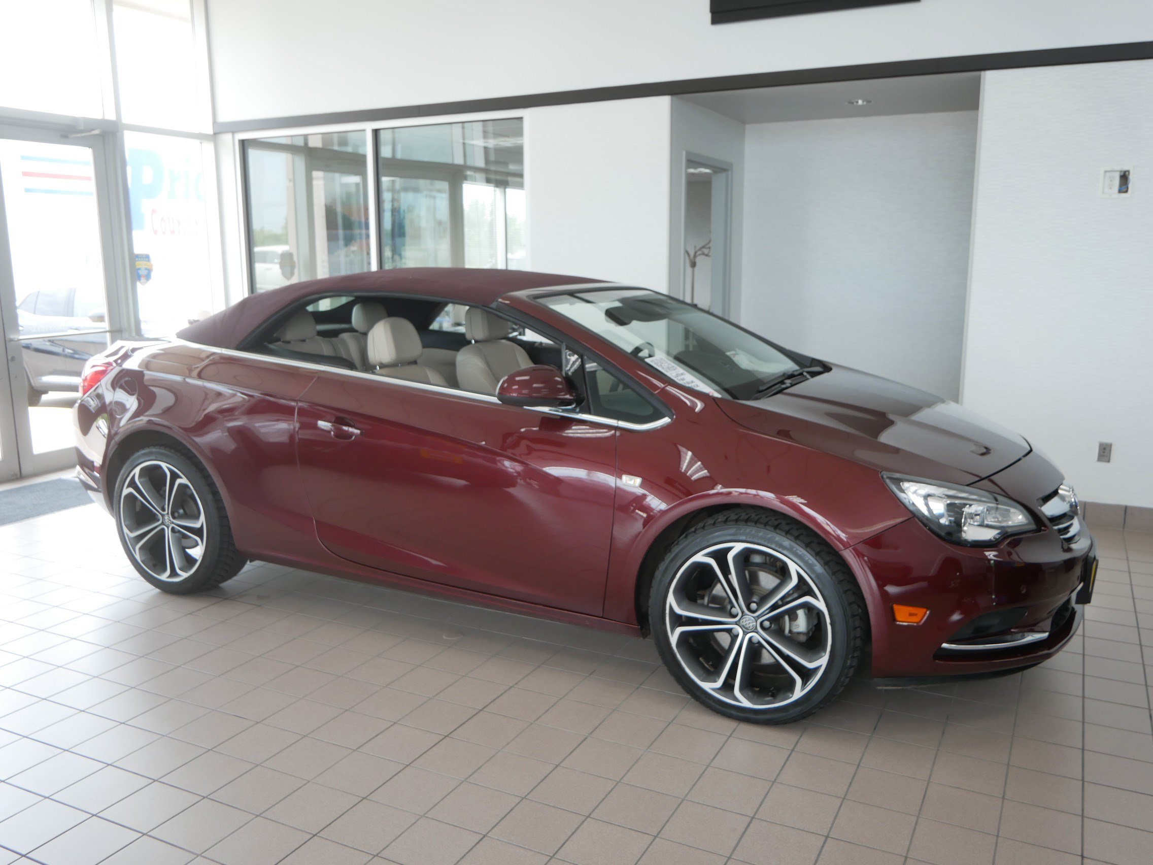 Used 2018 Buick Cascada Premium FWD image 32