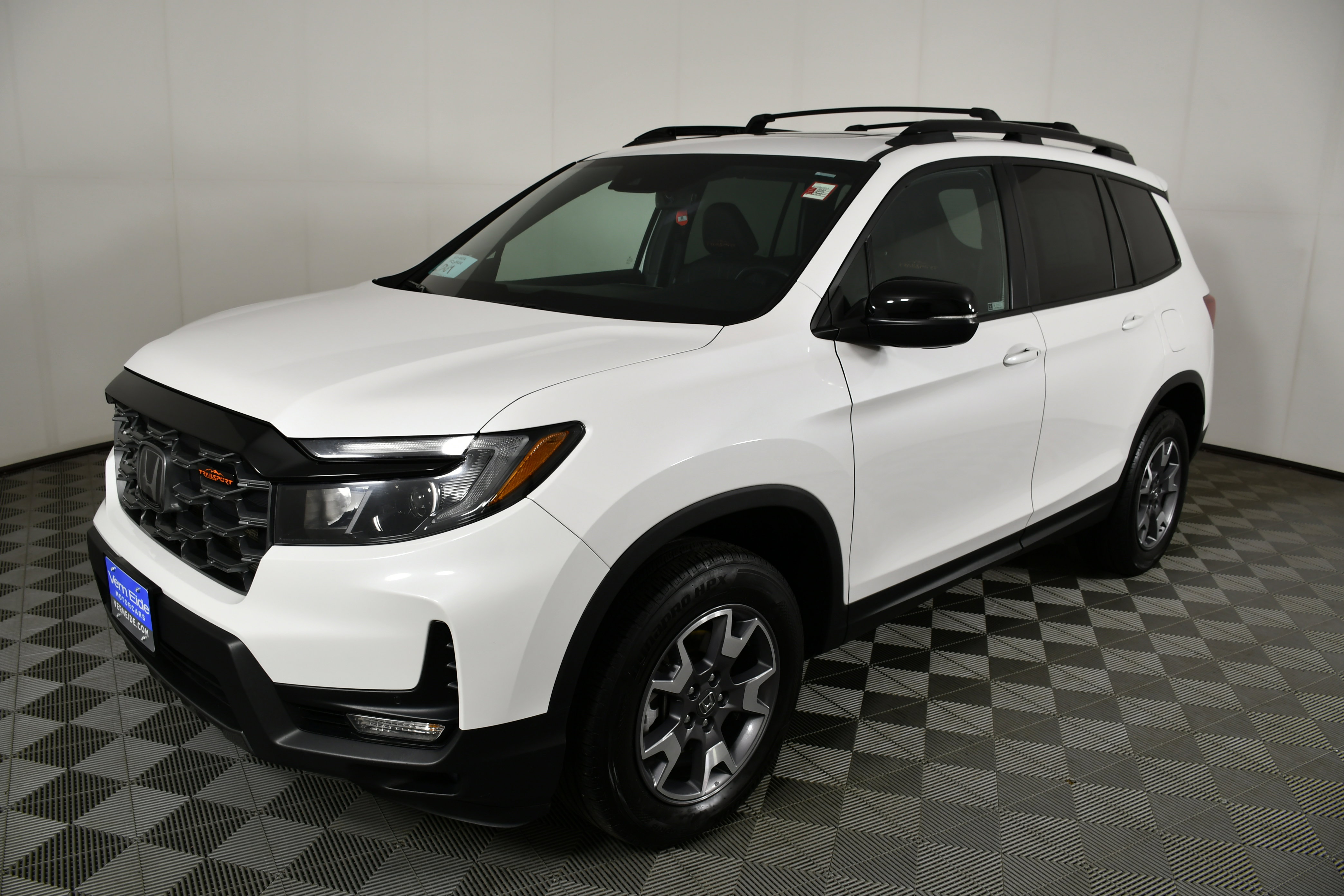 Certified 2023 Honda Passport TrailSport image 10