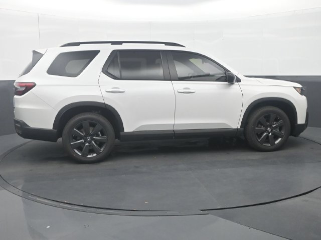 New 2026 Honda Pilot Sport image 8