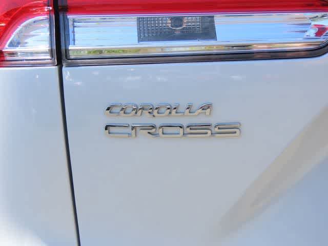 Used 2023 Toyota Corolla Cross L AWD/4WD image 7