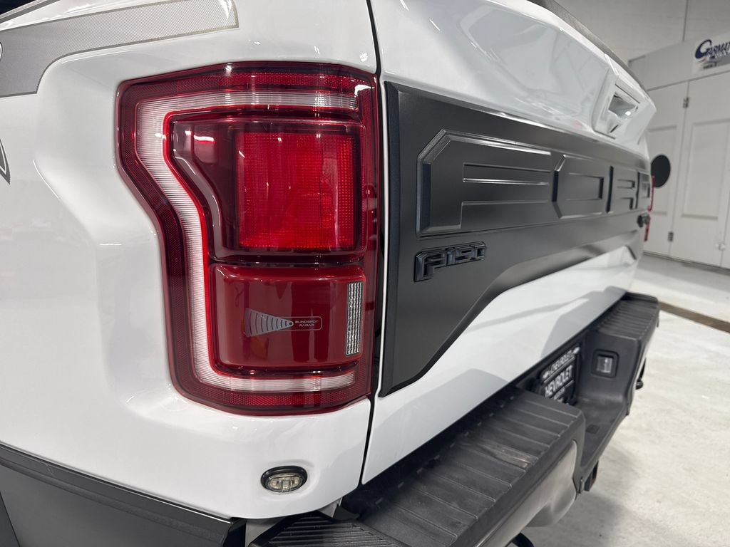 Used 2018 Ford F150 Raptor w/ Equipment Group 802A Luxury AWD/4WD image 59