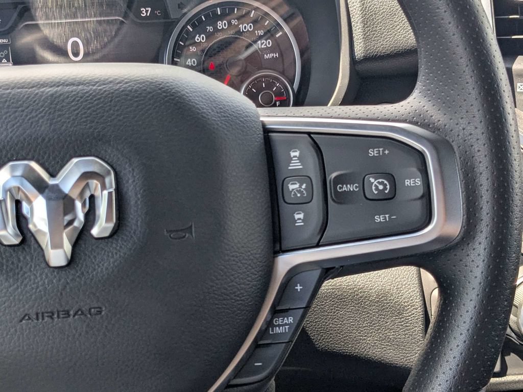 New 2026 RAM 1500 Express AWD/4WD image 24