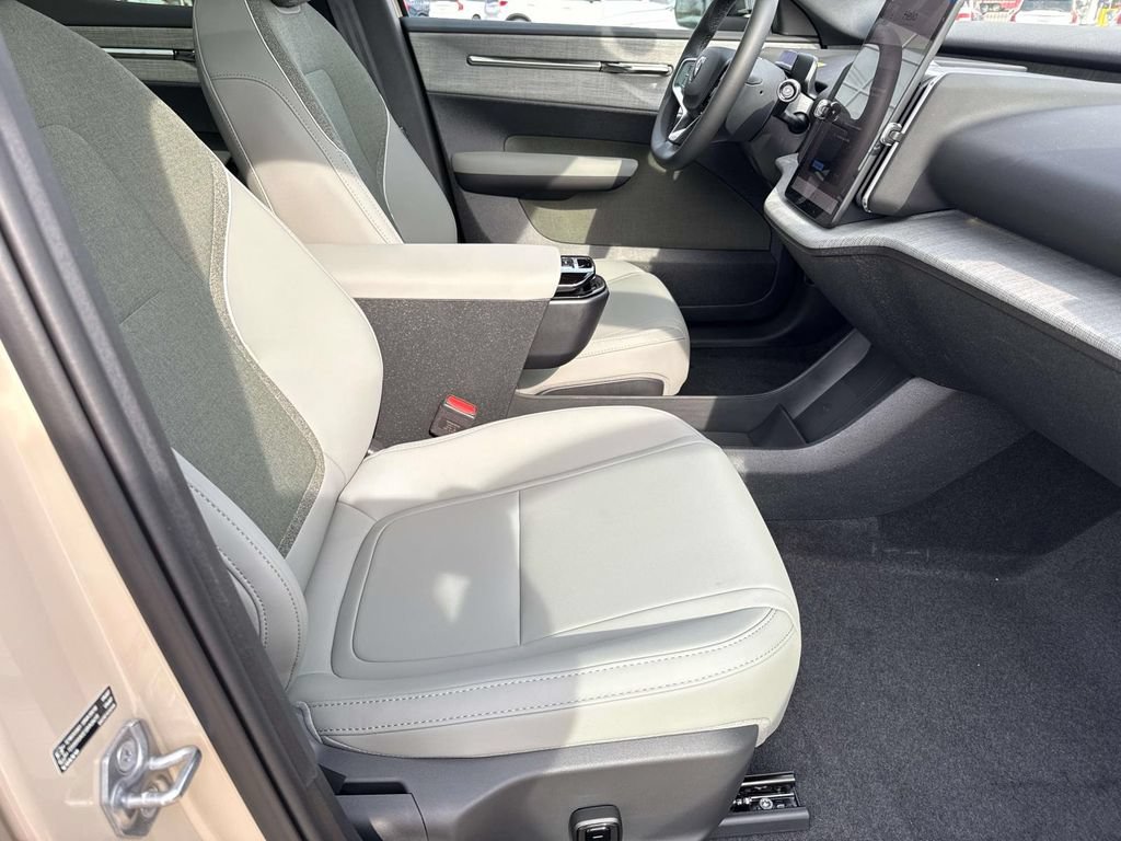 New 2026 Volvo EX30 Cross Country Ultra AWD/4WD image 14