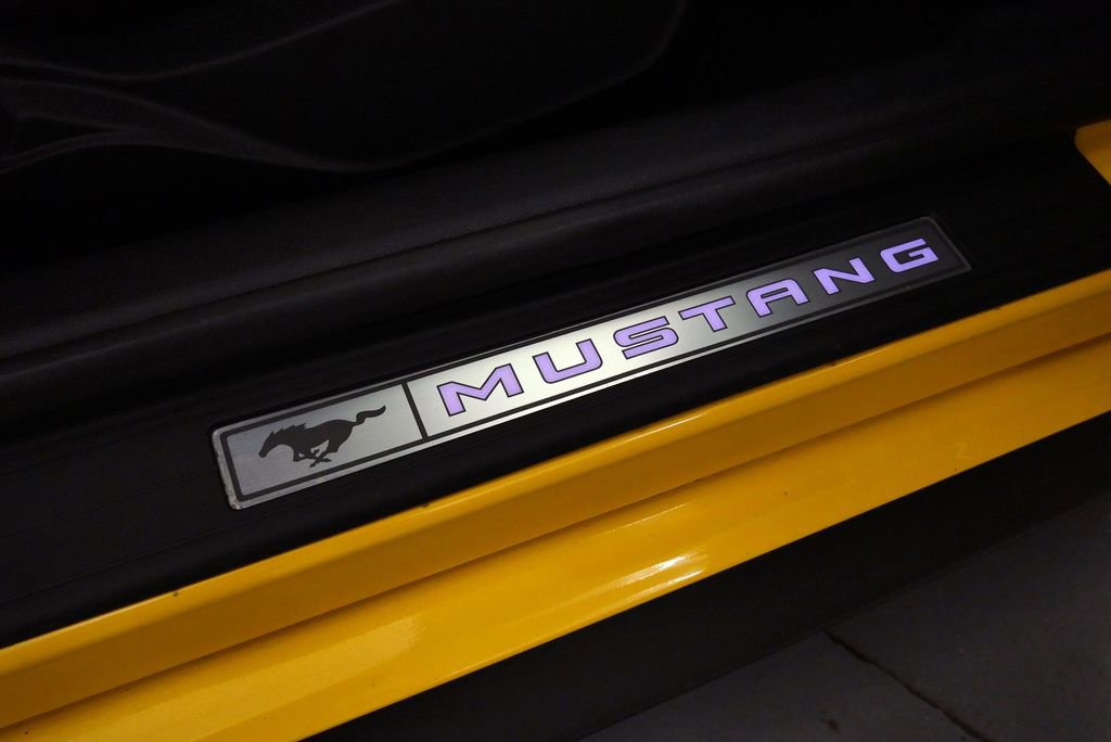 Used 2015 Ford Mustang GT Premium w/ GT Performance Package RWD image 16