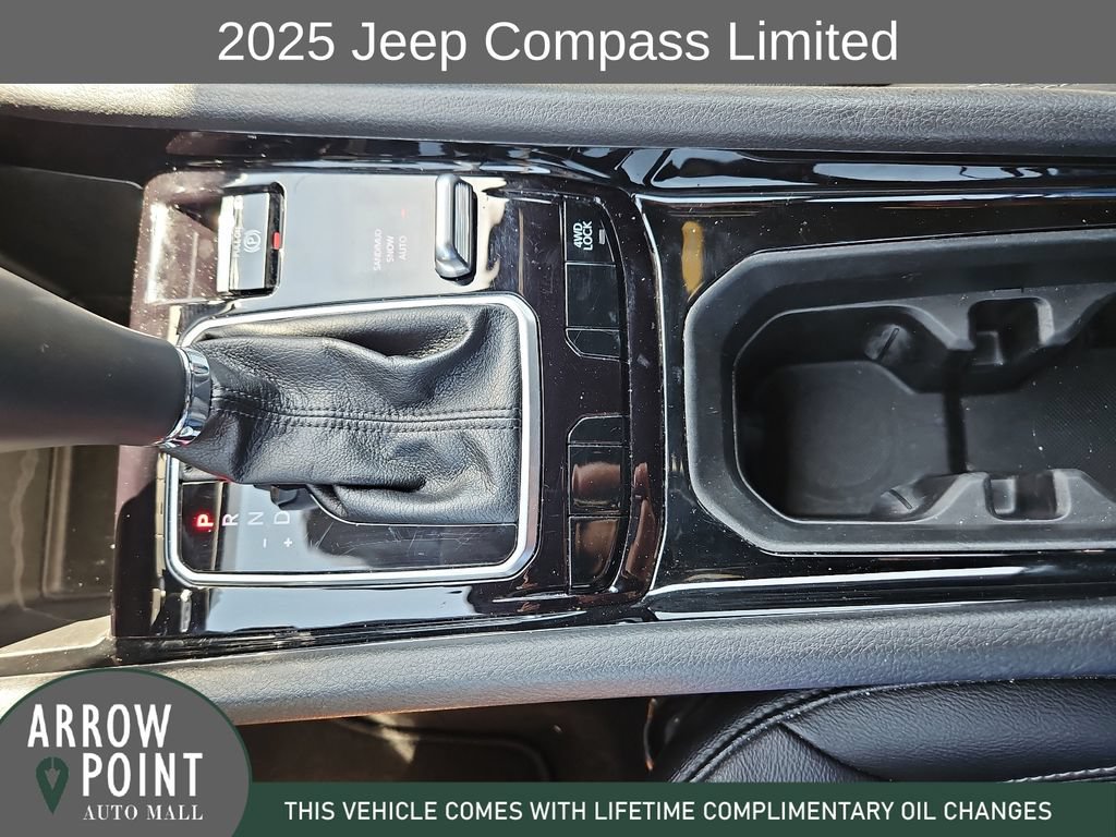 Used 2025 Jeep Compass Limited AWD/4WD image 28