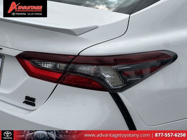 Used 2023 Toyota Camry SE w/ Convenience Package AWD/4WD image 12