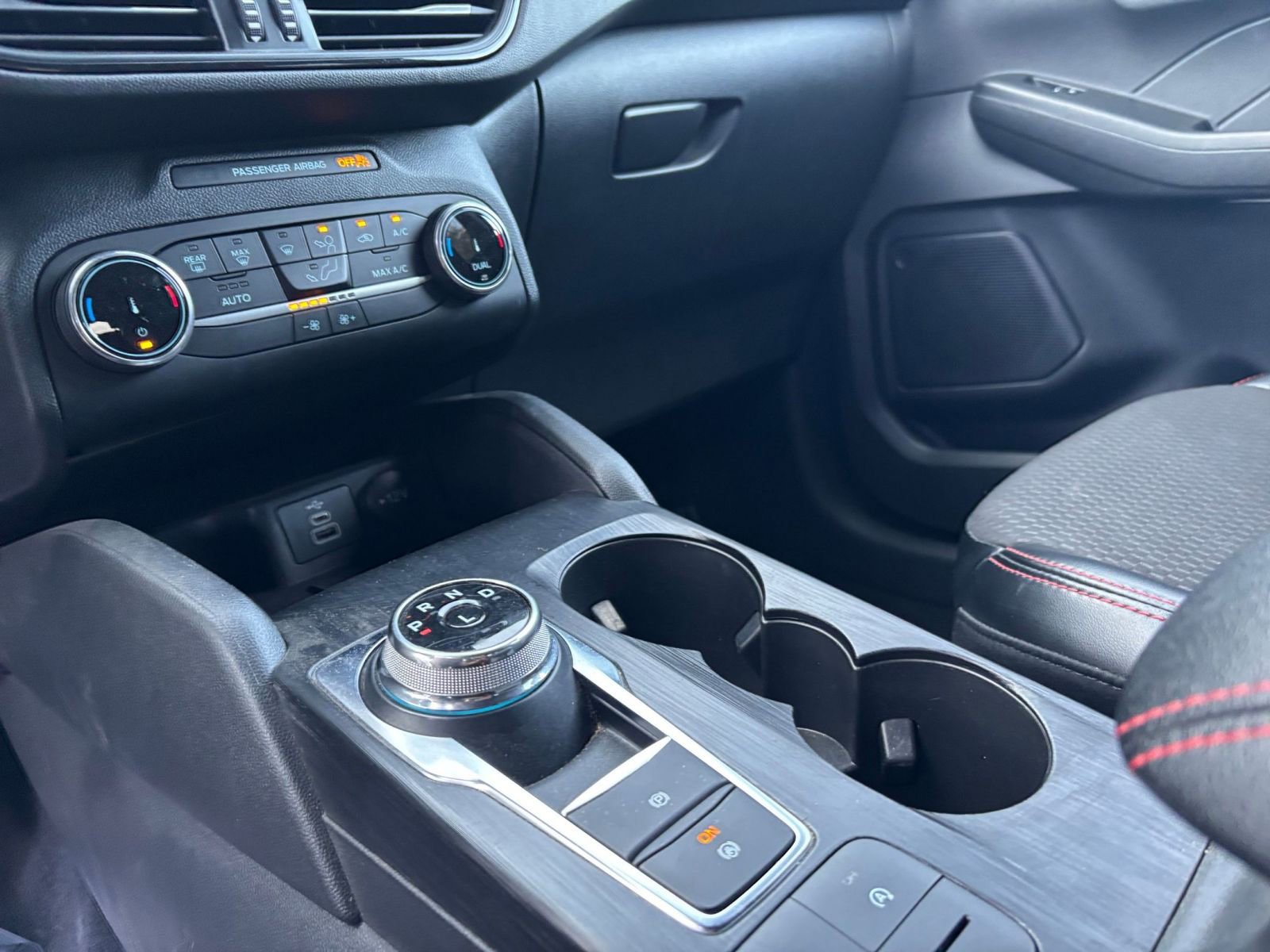 Used 2024 Ford Escape ST-Line image 42