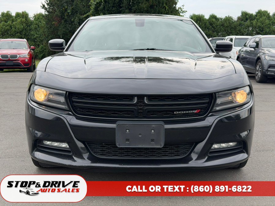 Used 2016 Dodge Charger SXT AWD/4WD image 2