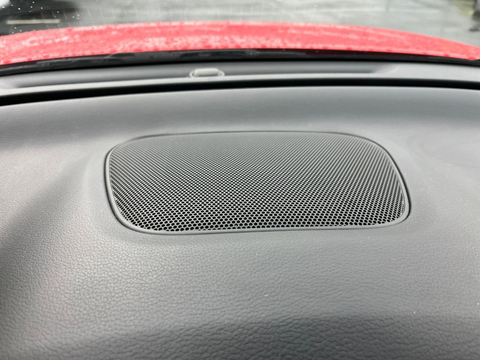 Used 2025 Kia Soul LX w/ LX Technology Package FWD image 17