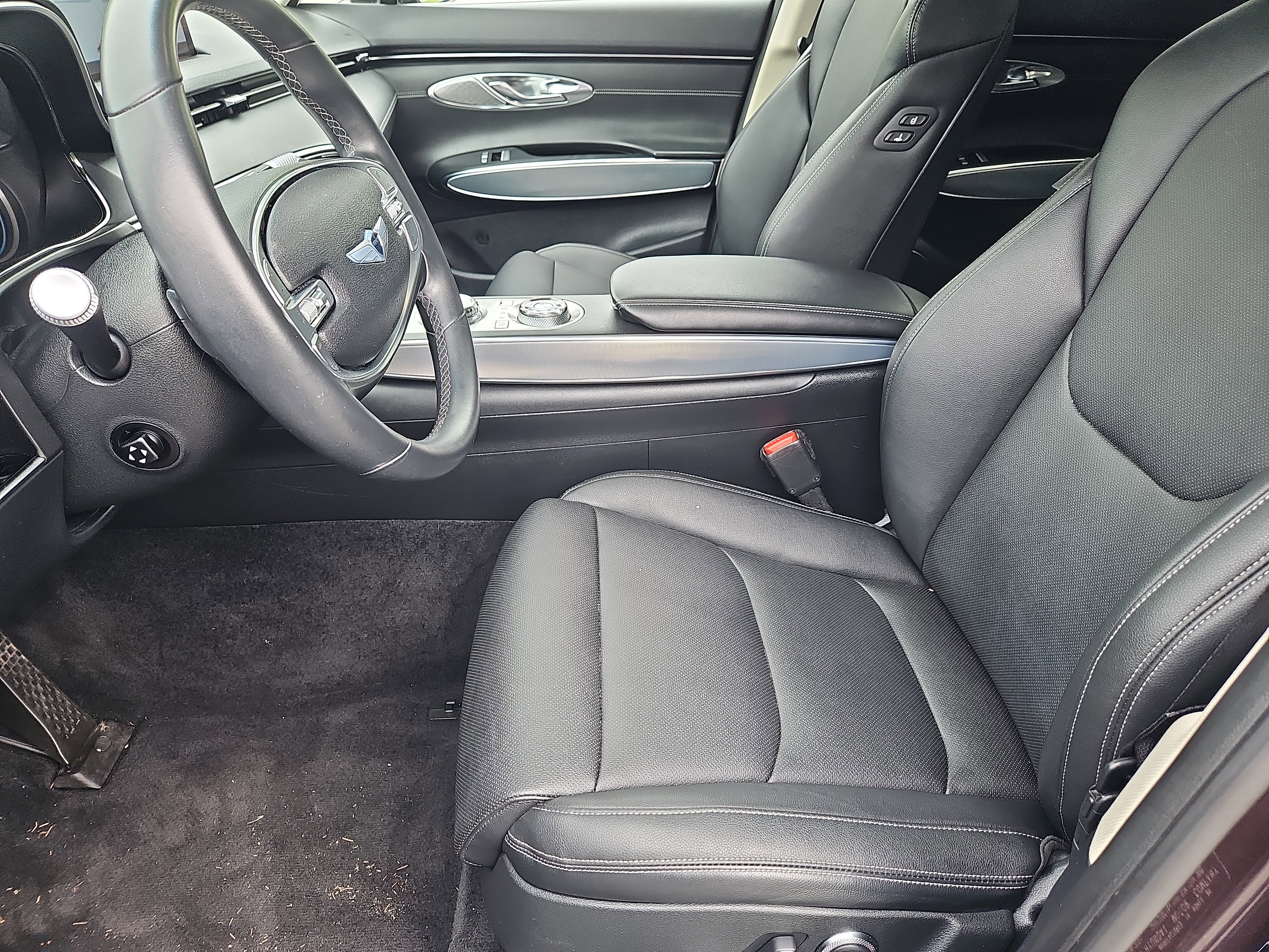 Used 2022 Genesis GV70 2.5T w/ Select Package AWD/4WD image 33