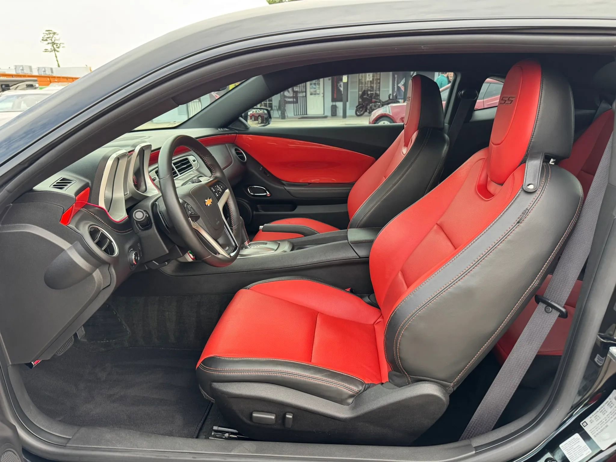 Used 2014 Chevrolet Camaro SS w/ RS Package RWD image 20