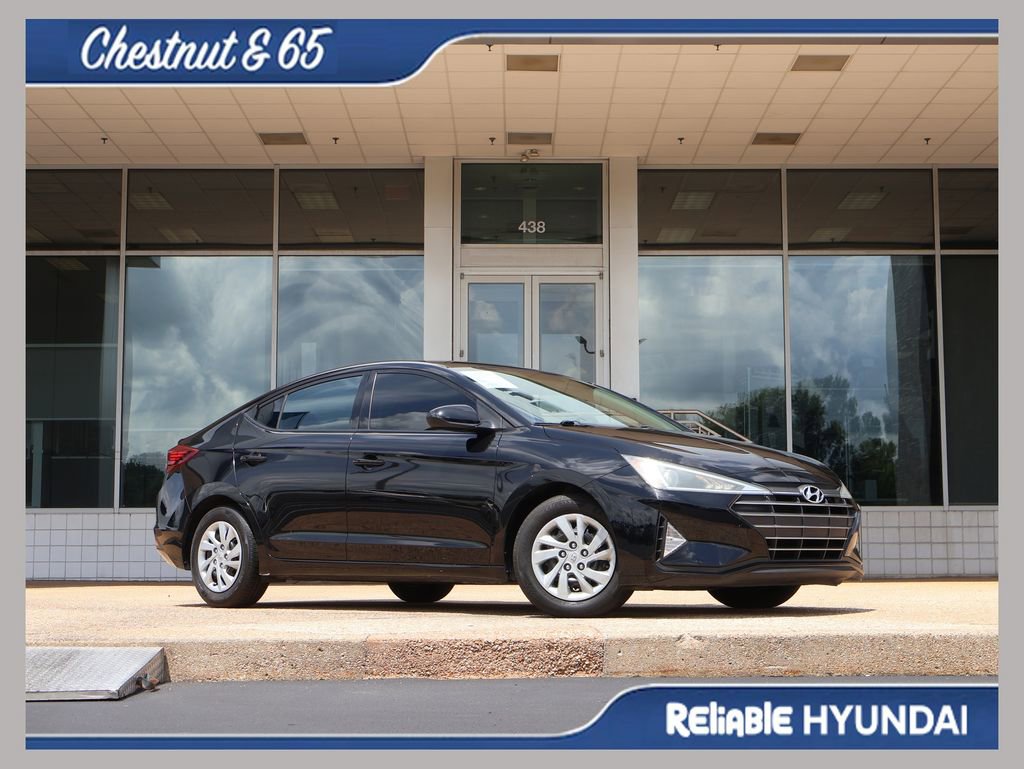 Used 2019 Hyundai Elantra SE w/ Cargo Package