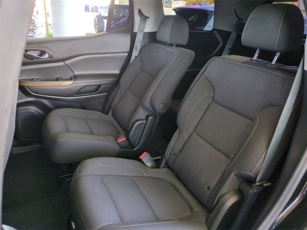 Certified 2022 GMC Acadia SLE w/ Elevation Edition image 18