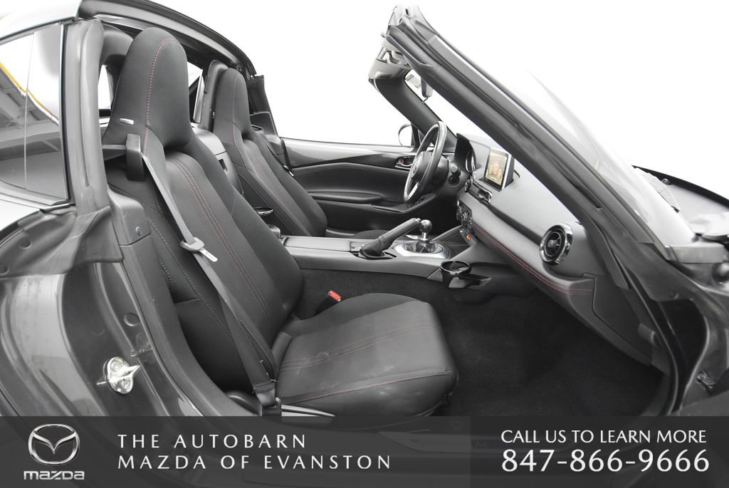 Used 2017 MAZDA MX-5 Miata RF Club image 25