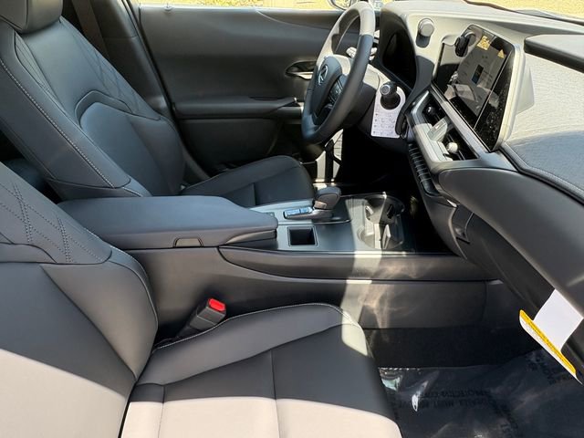 New 2026 Lexus UX 300h FWD image 29