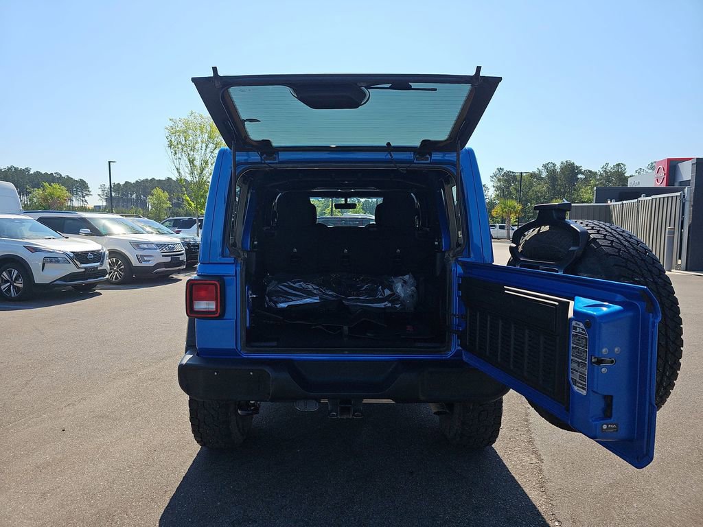 Used 2021 Jeep Wrangler Unlimited Sport w/ Sun And Sound Package AWD/4WD image 17