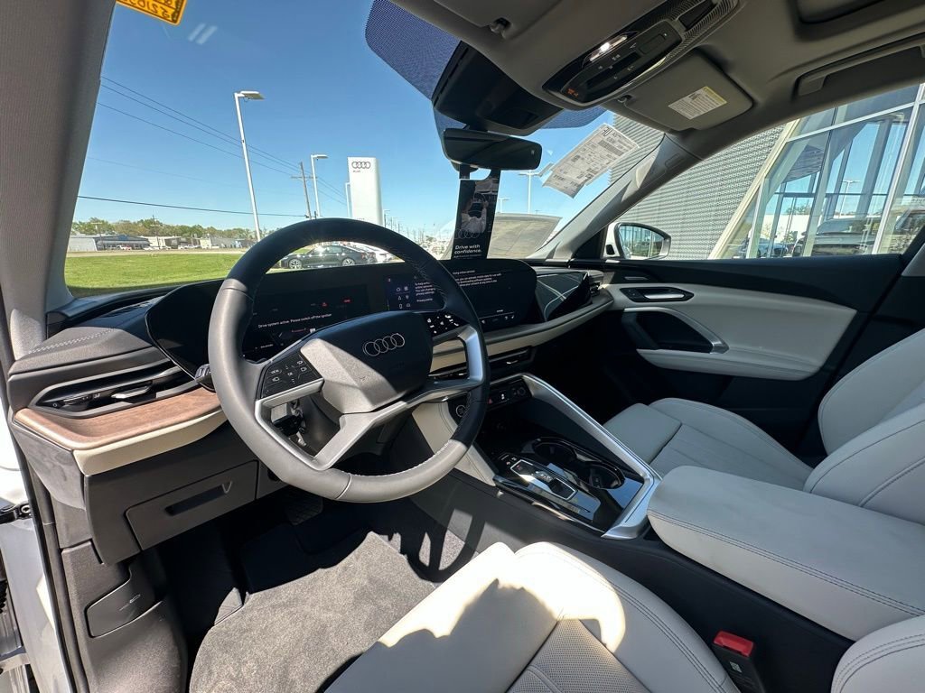 New 2025 Audi Q5 Premium Plus w/ Premium Plus image 11