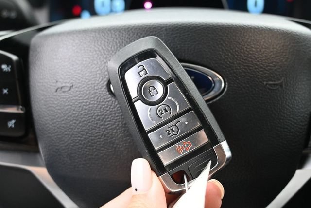 Used 2025 Ford Explorer ST-Line AWD/4WD image 36