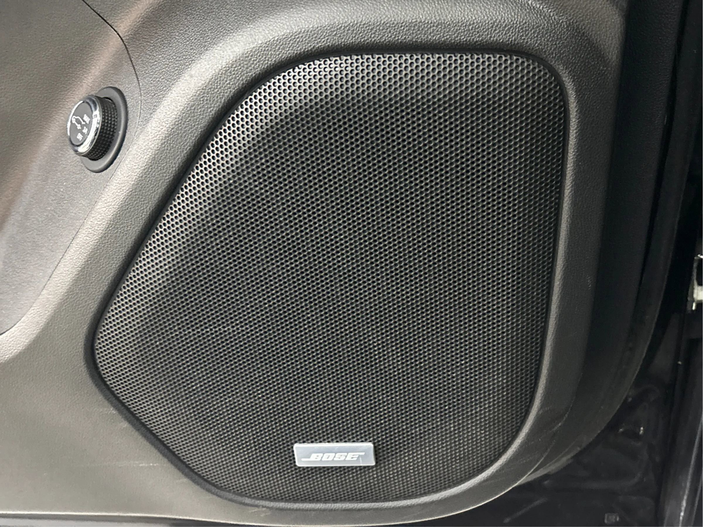 Used 2018 GMC Acadia SLT image 40