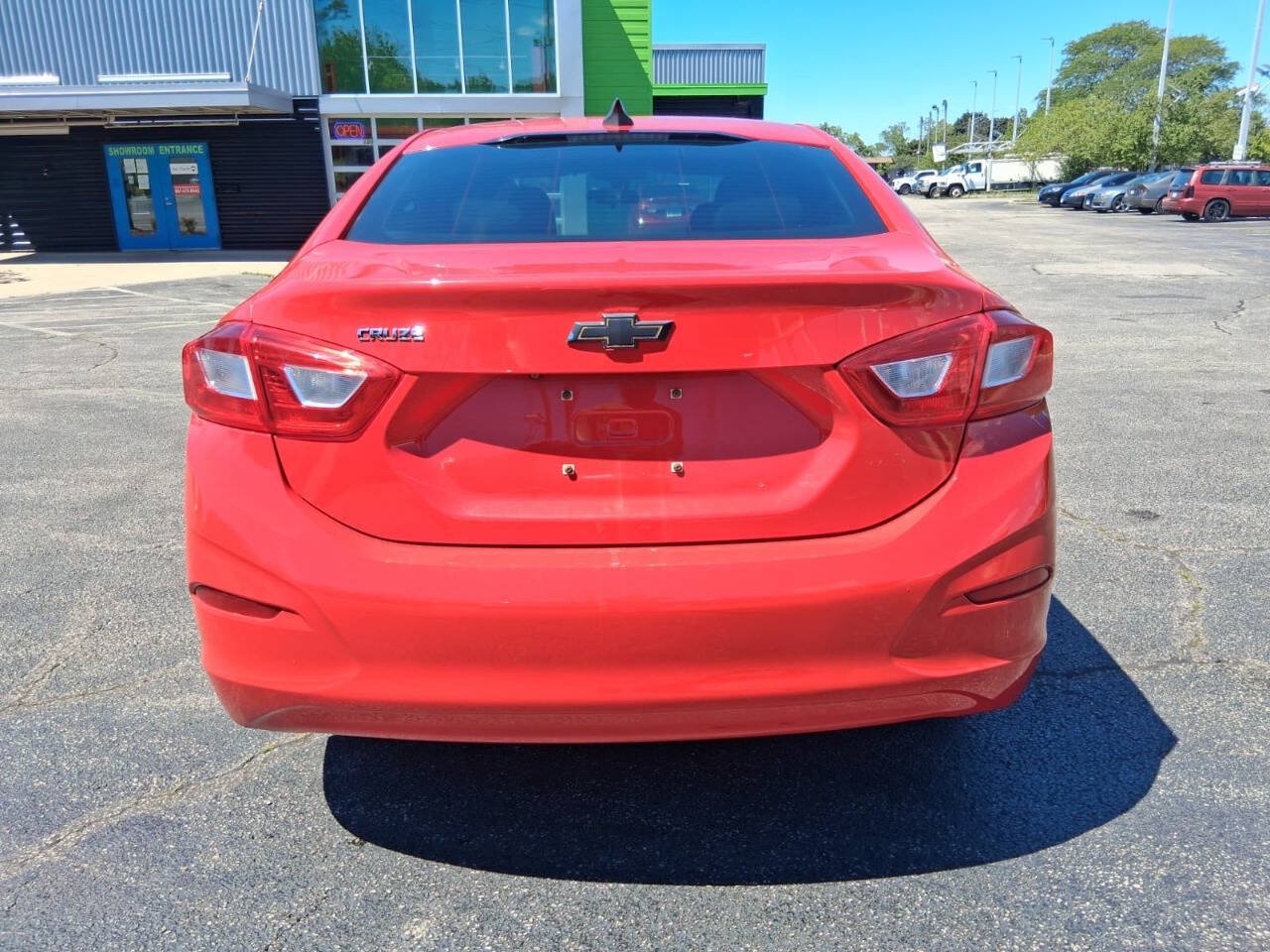 Used 2017 Chevrolet Cruze LS FWD image 8