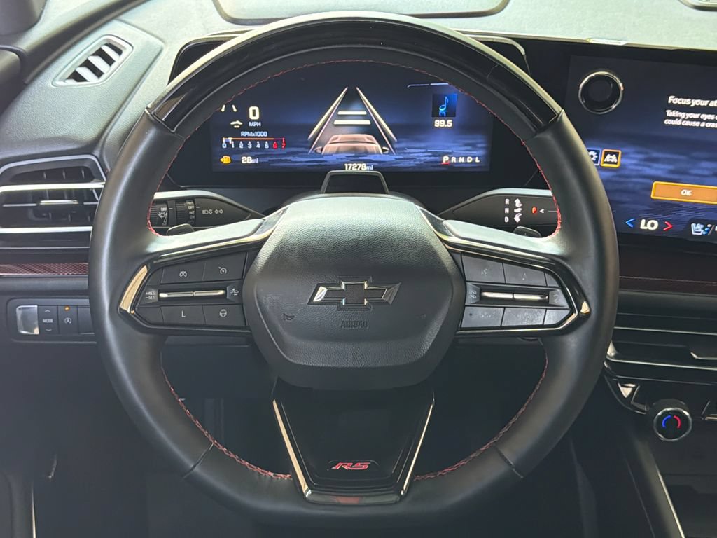 Used 2024 Chevrolet Traverse RS FWD image 4