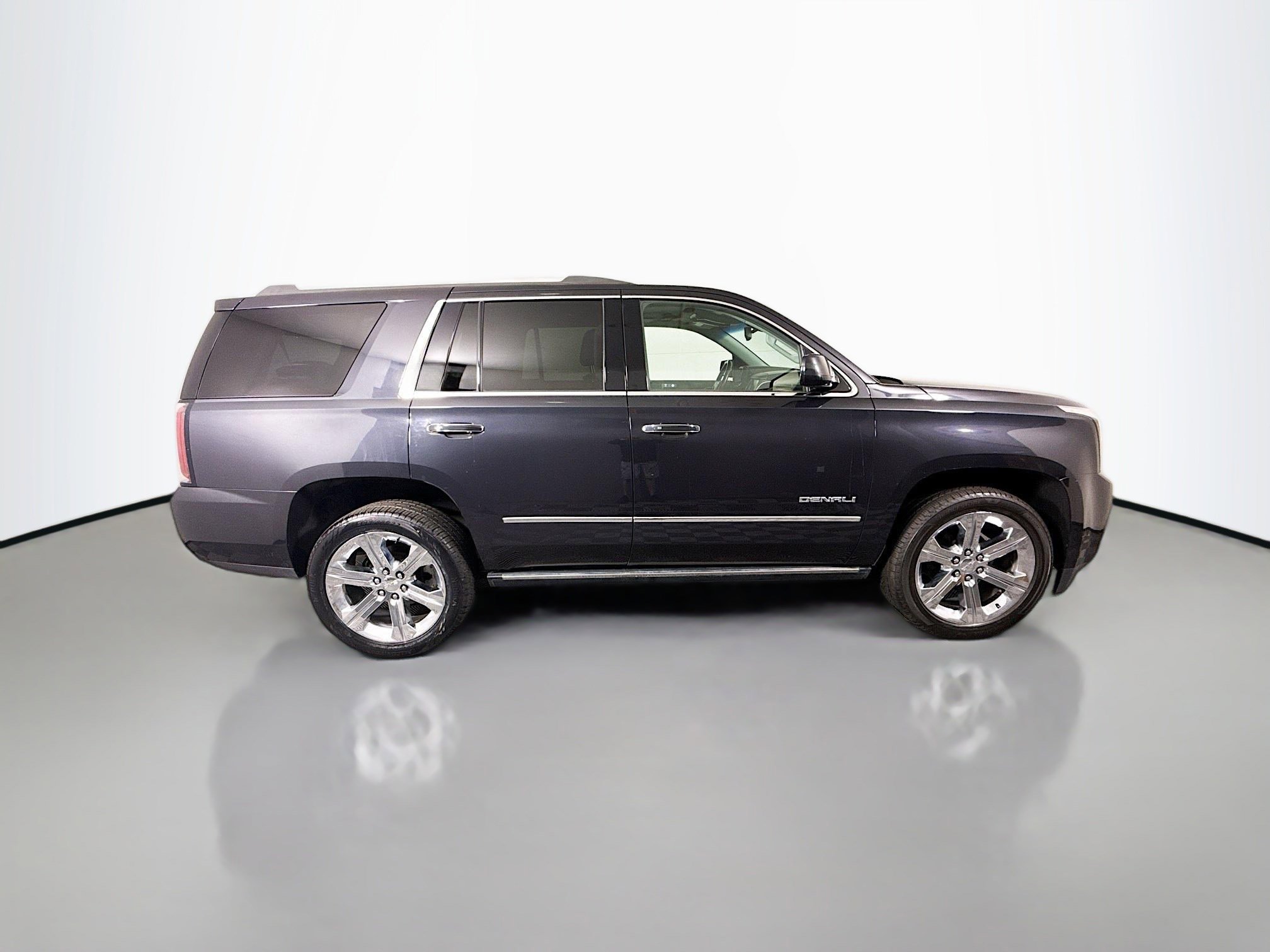 Used 2020 GMC Yukon Denali w/ Denali Ultimate Package image 11
