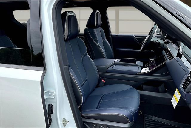 New 2026 INFINITI QX80 4WD image 7