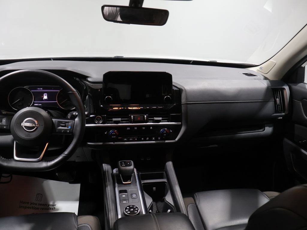 Used 2023 Nissan Pathfinder SL w/ SL Premium Package AWD/4WD image 16