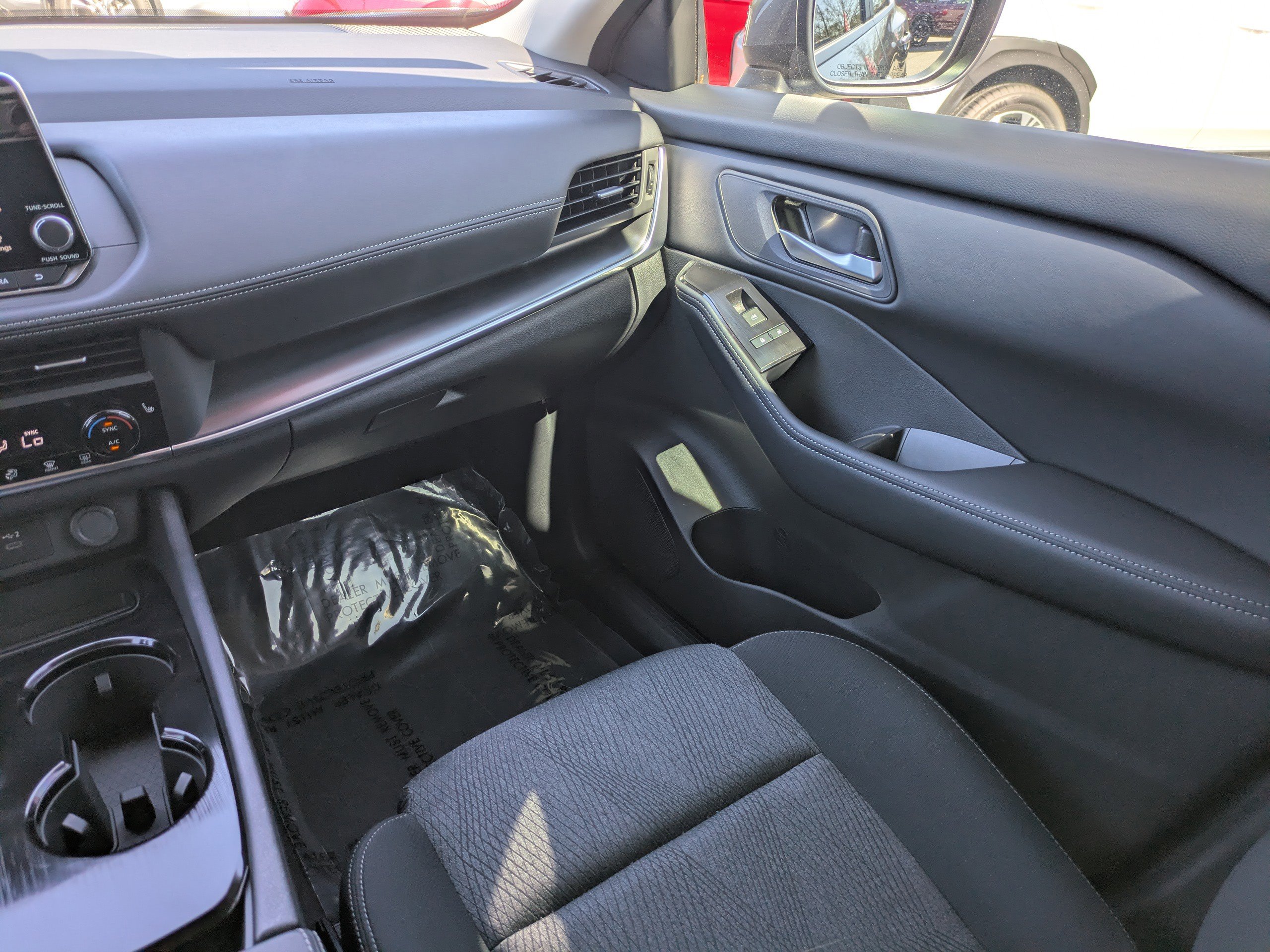 Certified 2026 Nissan Rogue SV w/ Cold Weather Package FWD image 19