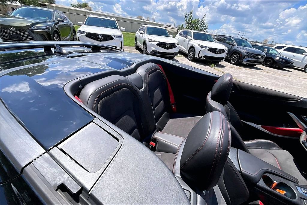 Used 2022 Chevrolet Camaro ZL1 RWD image 36