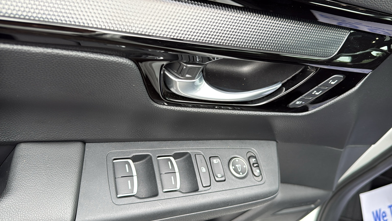 Used 2024 Honda CR-V Sport Touring image 7