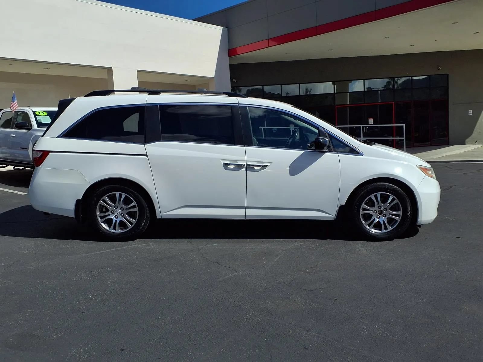 Used 2013 Honda Odyssey EX-L image 3