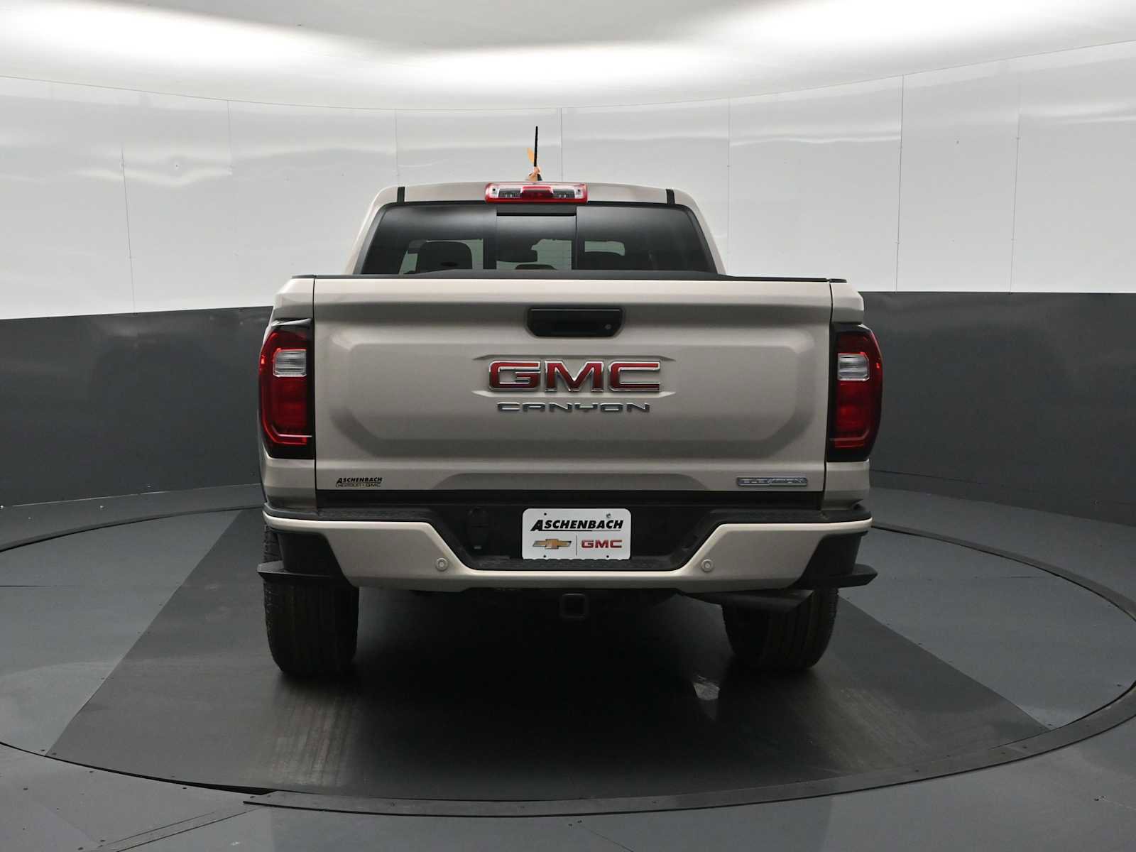 New 2026 GMC Canyon Elevation w/ Convenience Package image 8