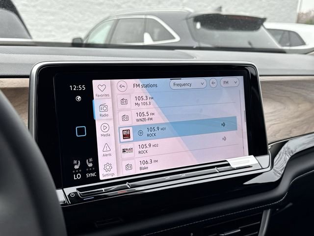 New 2026 Volkswagen Atlas SE FWD image 19