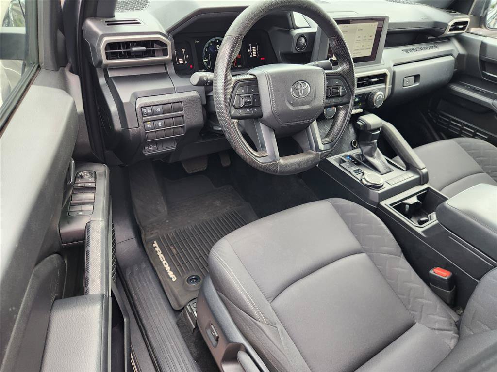 Certified 2025 Toyota Tacoma SR w/ SR Upgrade Package AWD/4WD image 15