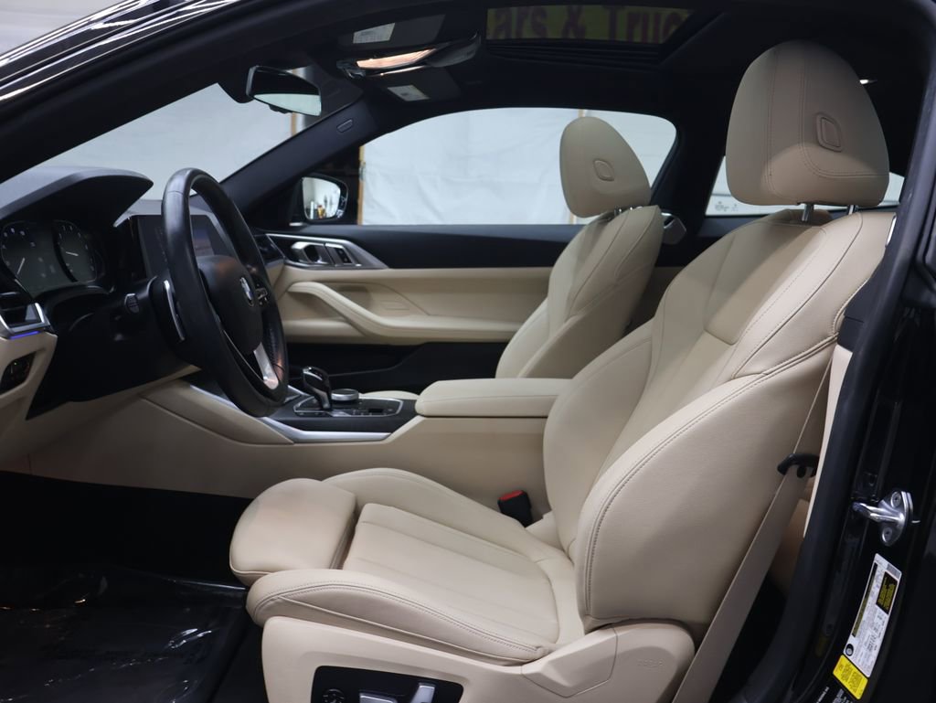 Used 2021 BMW 430i Coupe w/ Convenience Package RWD image 16