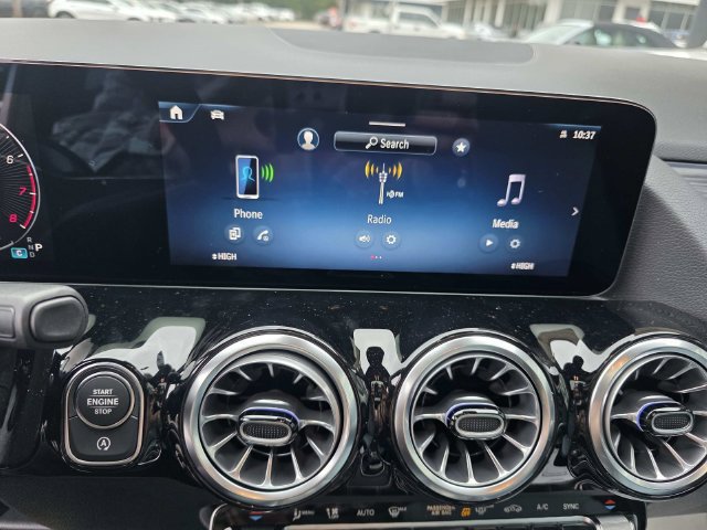 New 2026 Mercedes-Benz GLA 250 image 9