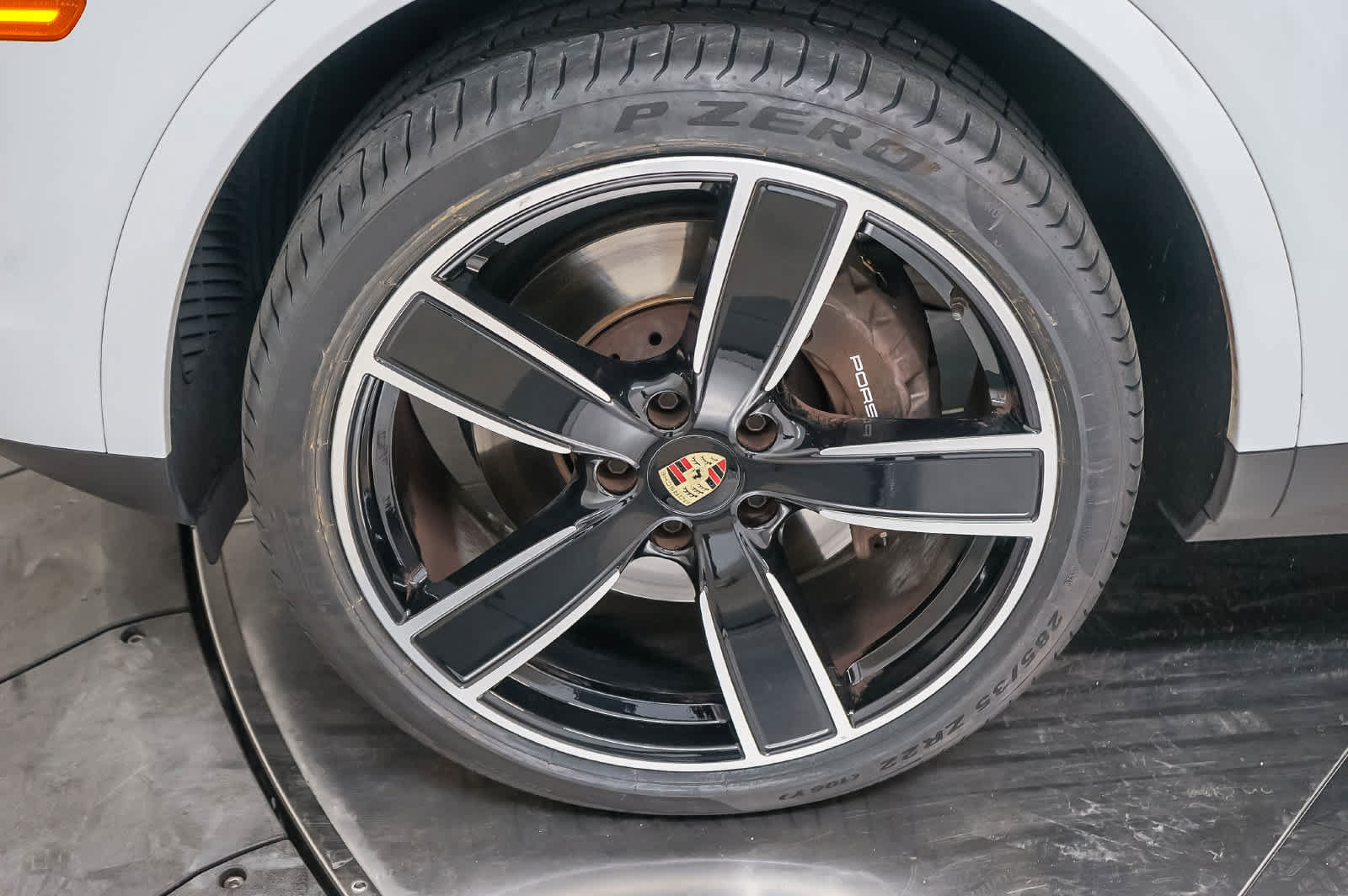 Certified 2023 Porsche Cayenne AWD/4WD image 14