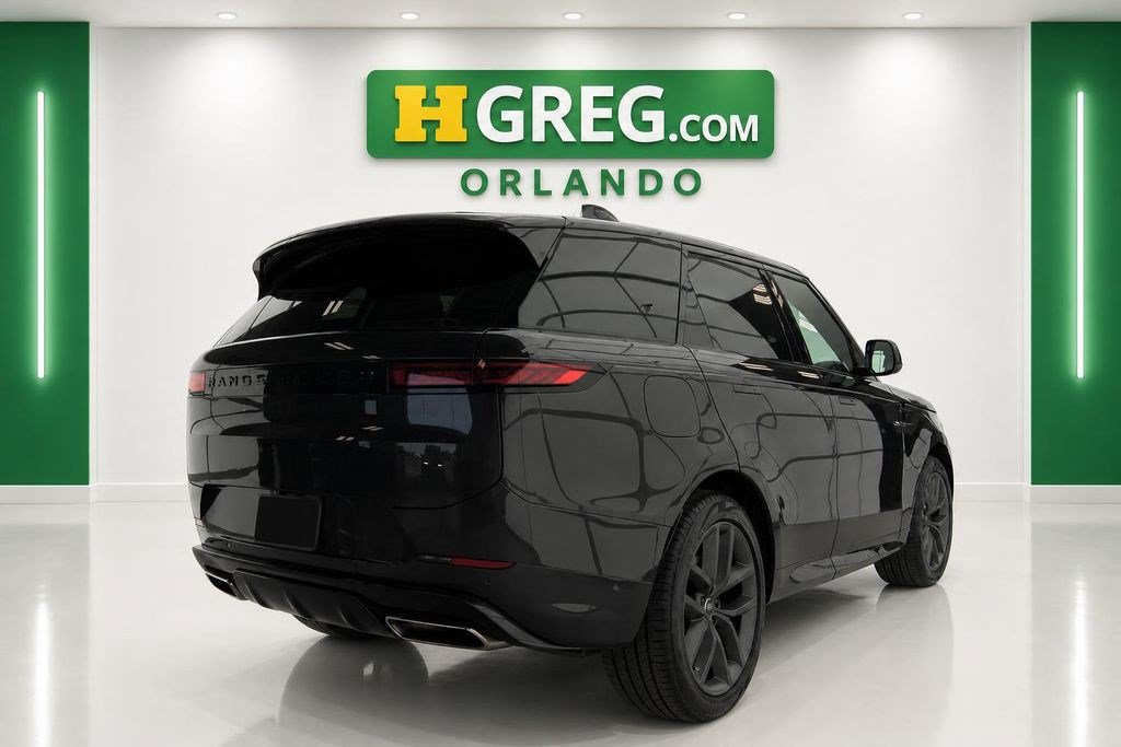 Used 2024 Land Rover Range Rover Sport Dynamic SE AWD/4WD image 6