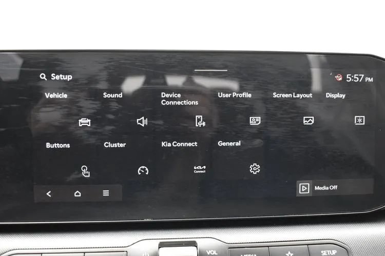 Used 2025 Kia K4 FWD image 30