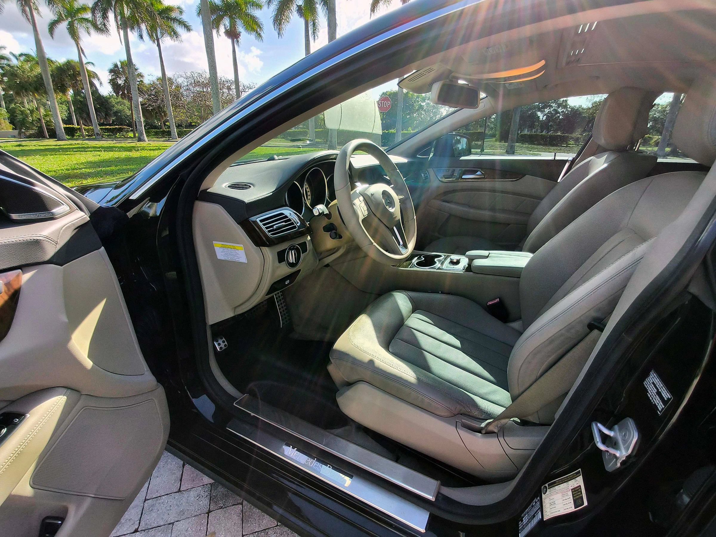 Used 2013 Mercedes-Benz CLS 550 4MATIC image 21