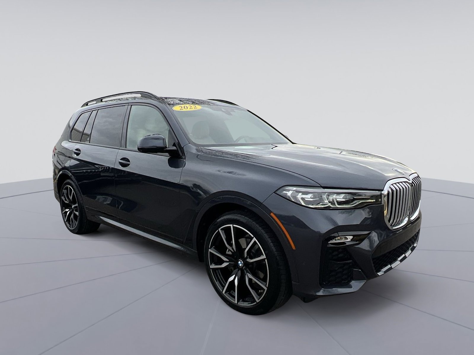 Used 2022 BMW X7 xDrive40i w/ M Sport Package image 11
