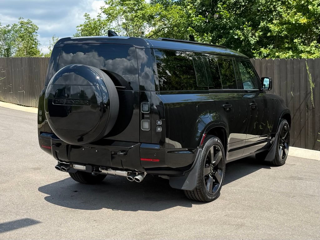 New 2026 Land Rover Defender 130 V8 AWD/4WD image 6