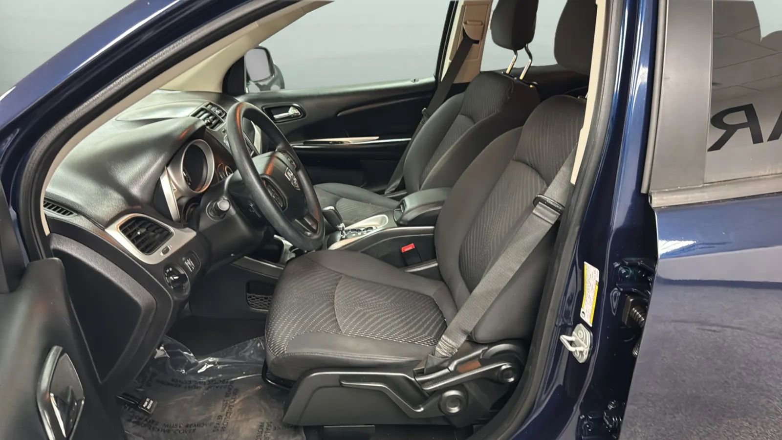 Used 2018 Dodge Journey SE AWD/4WD image 23