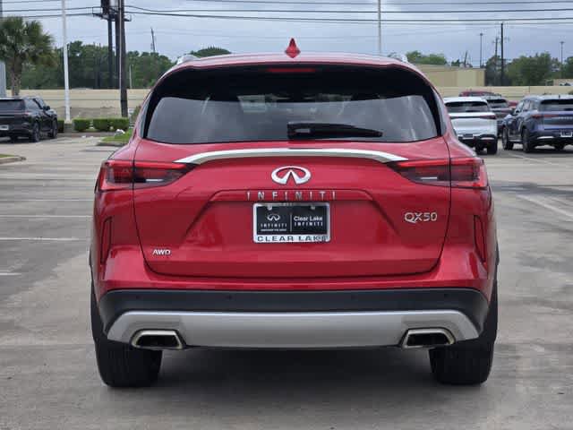 Certified 2023 INFINITI QX50 Sensory AWD/4WD image 5